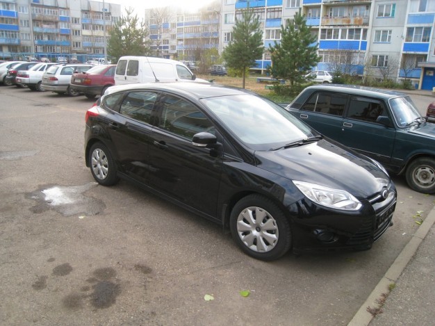 ford-focus-3-hb_02