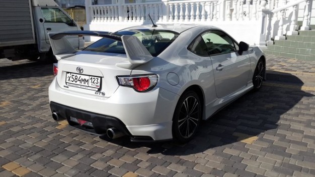 foto-gt86_02