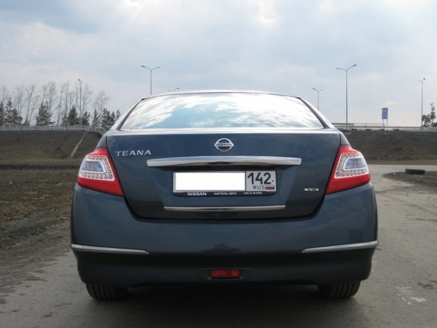nissan-teana-2_03