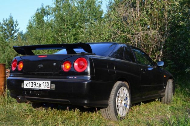nissan-skyline-r34_02